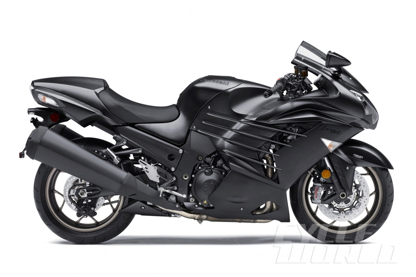 2016-Kawasaki-Ninja-ZX-14R-Special-Edition-studio-2