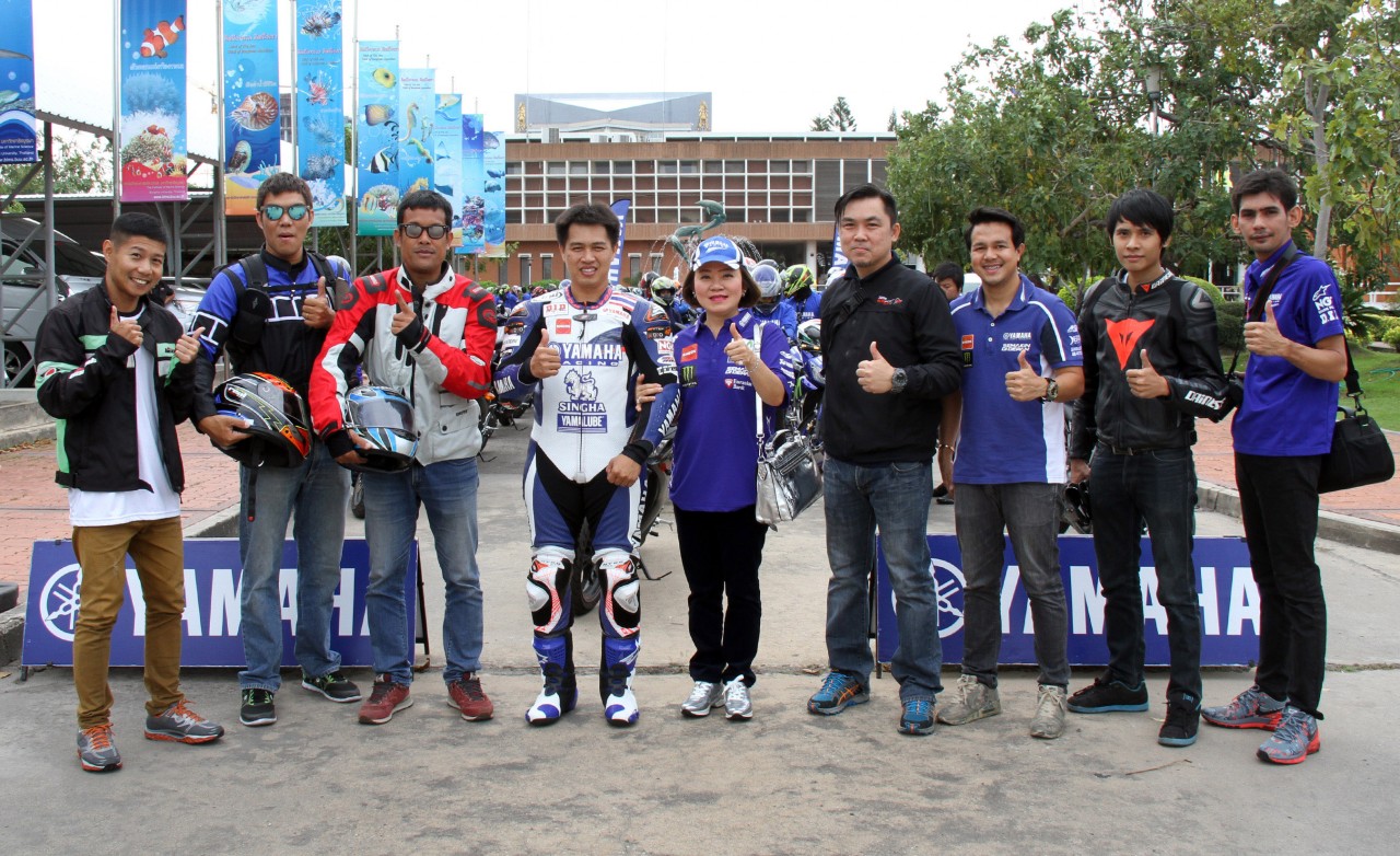 02 มอบประสบการณ์ขับขี่สุดพิเศษ ให้กับลูกค้ายามาฮ่า R-Series และ MT-Series