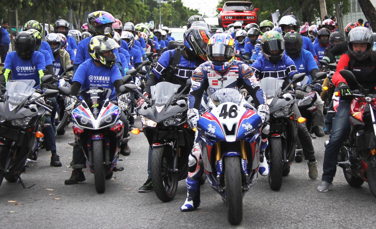 04 มอบประสบการณ์ขับขี่สุดพิเศษ ให้กับลูกค้ายามาฮ่า R-Series และ MT-Series