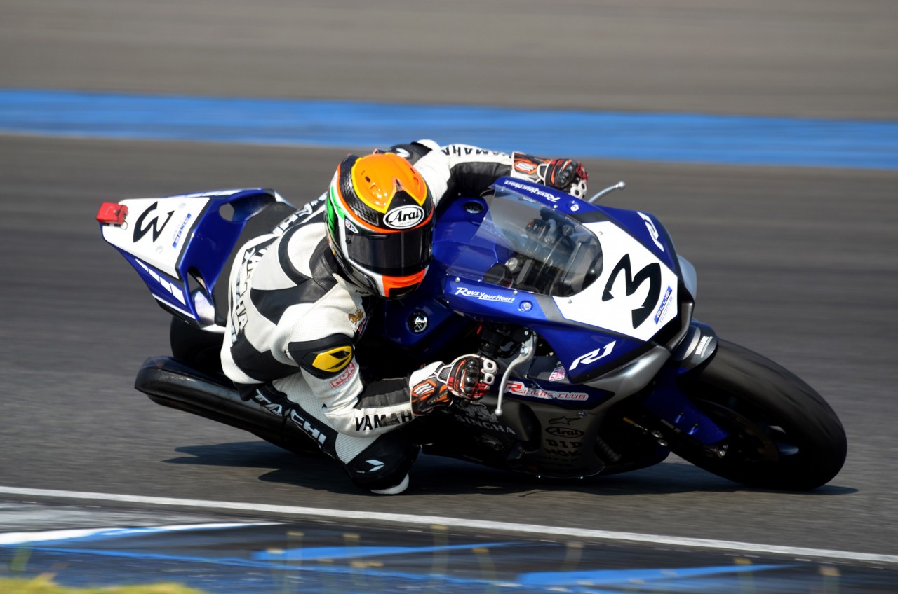 22 Yamaha YZF-R1เจ้าแทรคประเทศไทย 2015