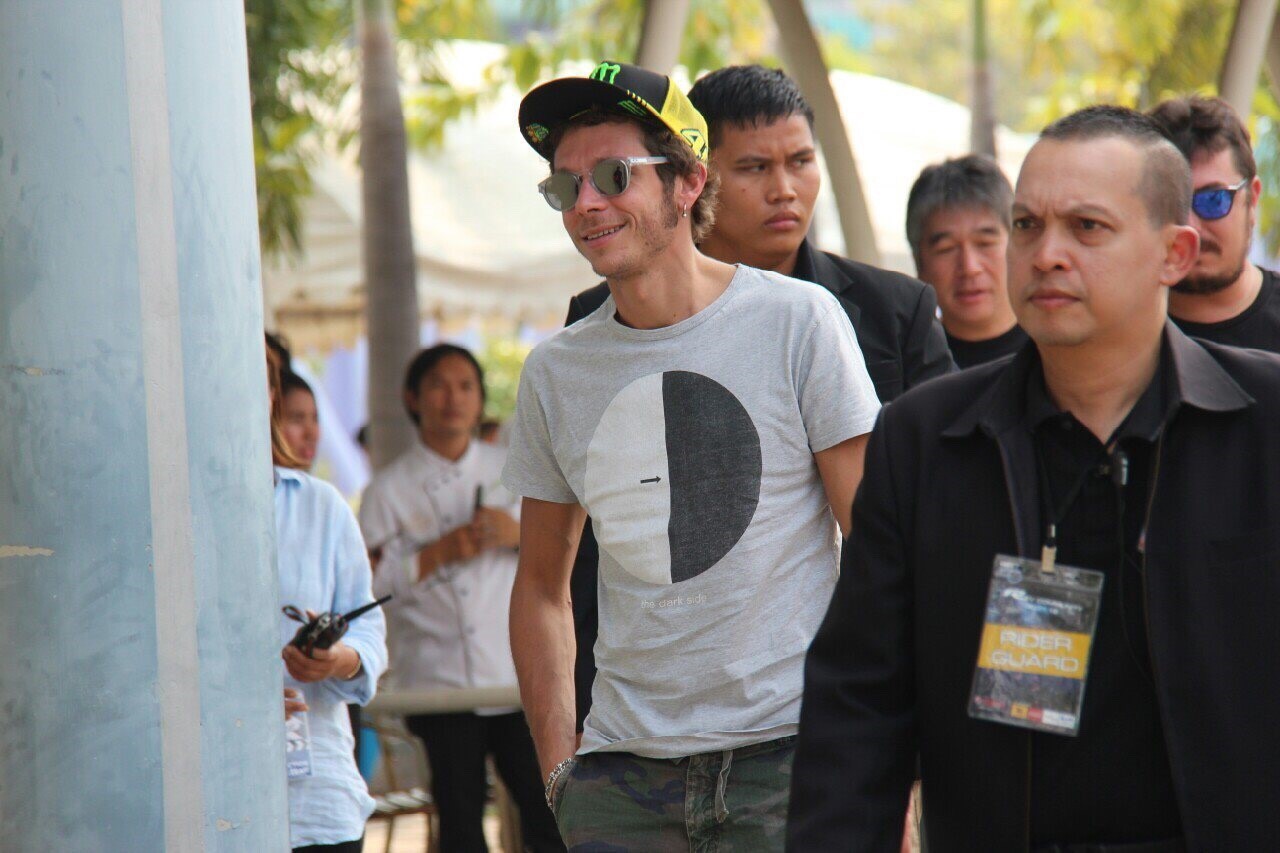 รอสซี่บรรเลงจังหวะที่เร้าใจ_757