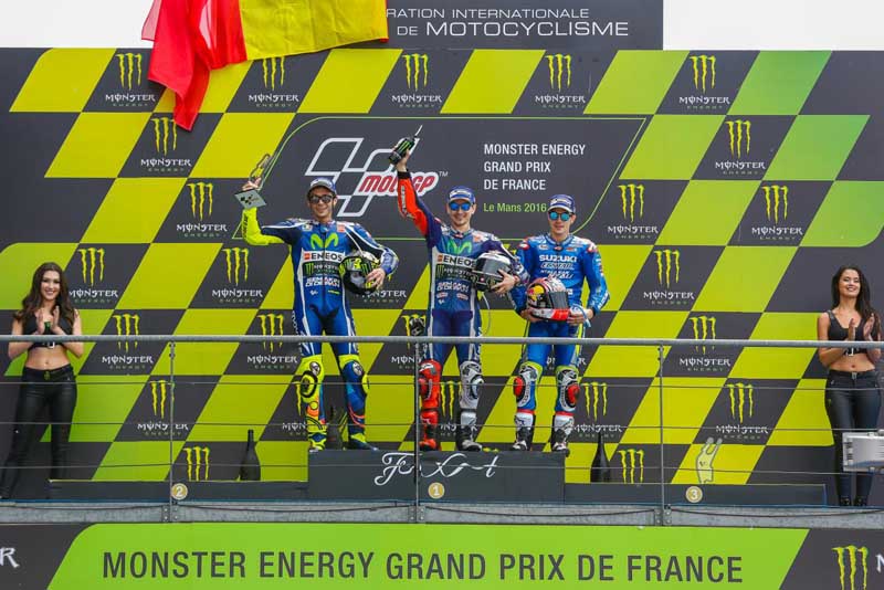 25-maverick-vinales-esp-46-valentino-rossi-ita-99-jorge-lorenzo-esp_gp_8574.gallery_full_top_lg