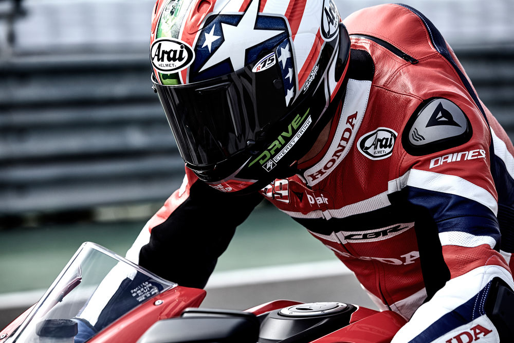 cw1016-2017-honda-cbr1000rr-sp-image-19