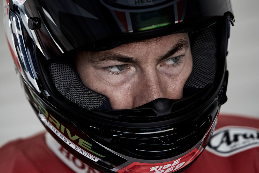 cw1016-2017-honda-cbr1000rr-sp-image-28