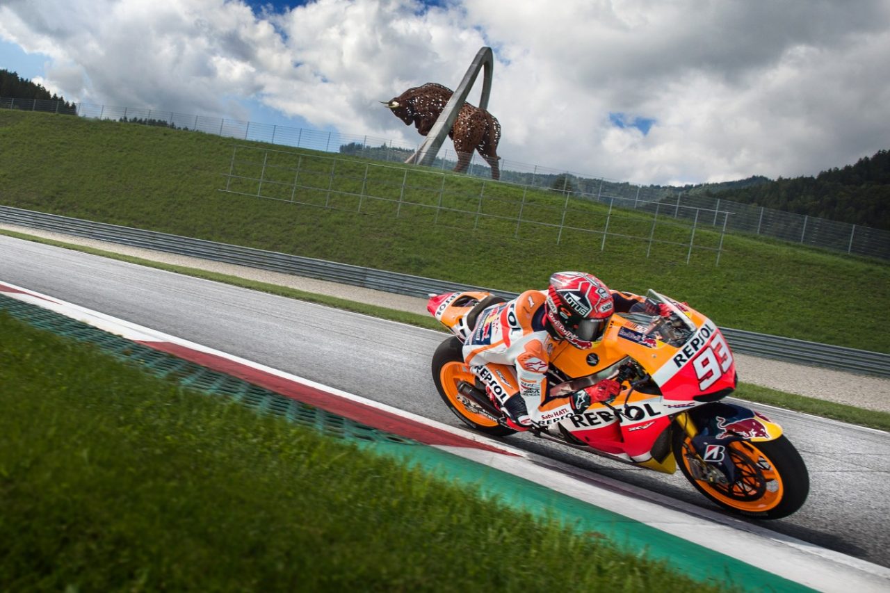 motogp-austria-2016-marc-marquez-philip-platzer-red-bull-content-pool