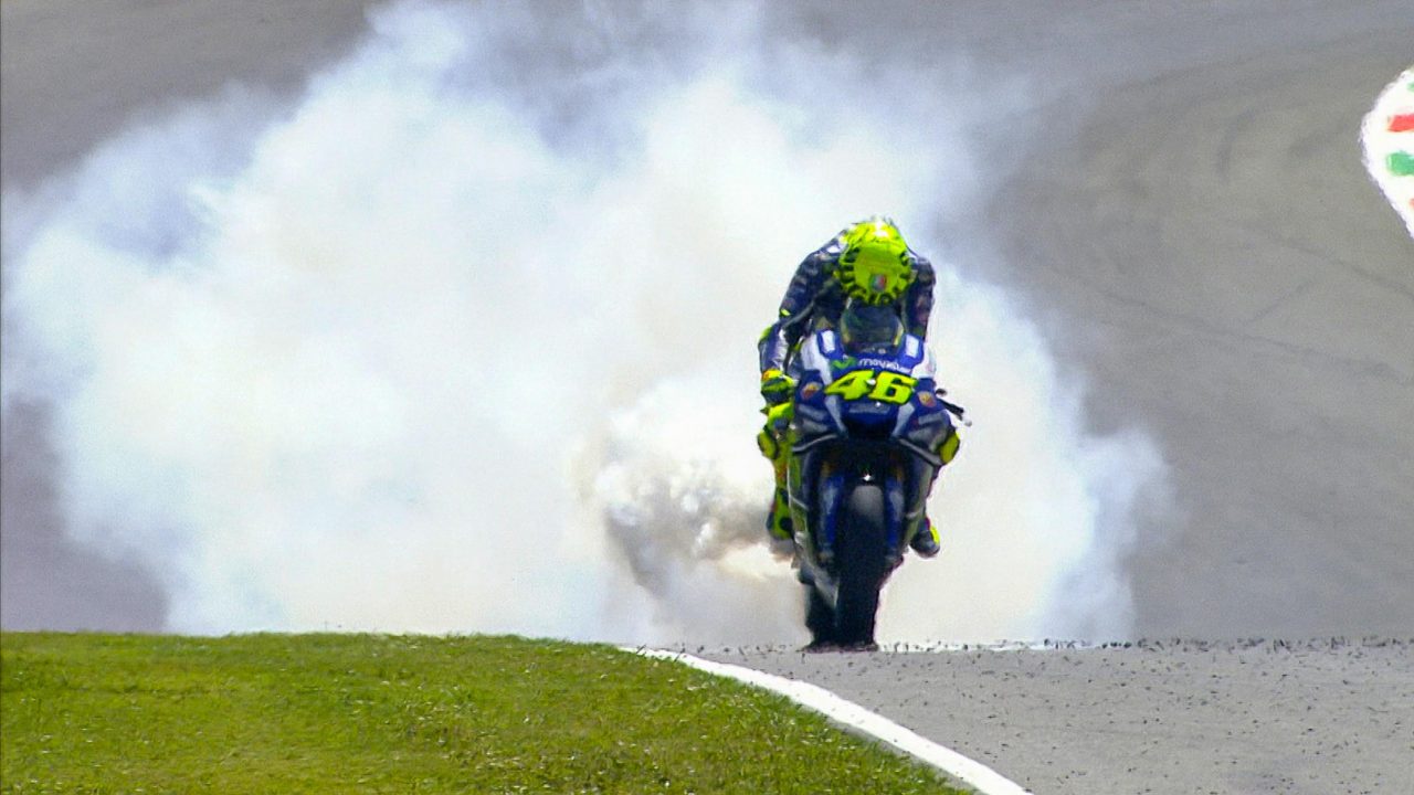 3001_06_2016_ita_mgp_race_intw_rossi-2.gallery_full_top_fullscreen