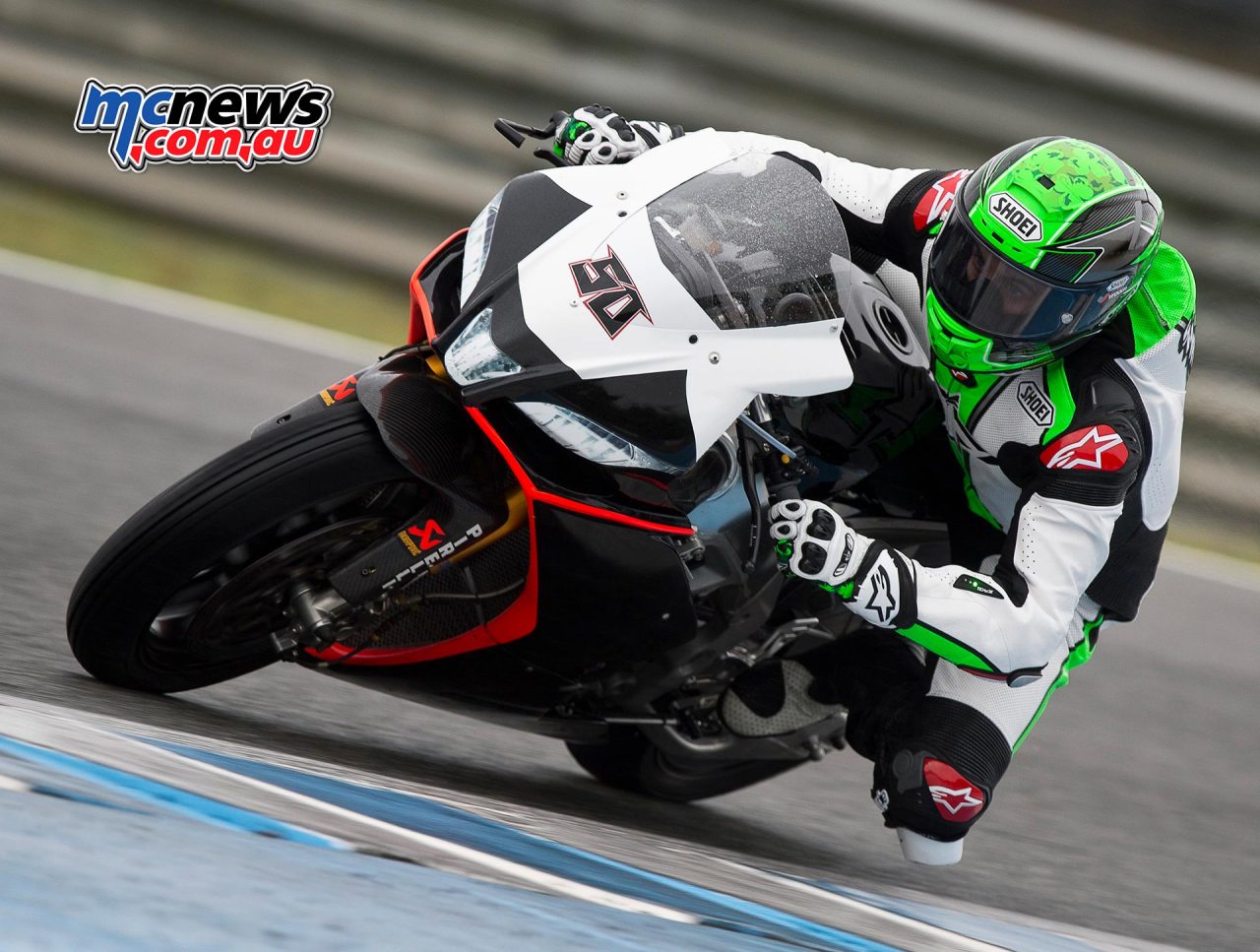 WorldSBK-2017-Test-Jerez-Nov2016-Eugene-Laverty-1