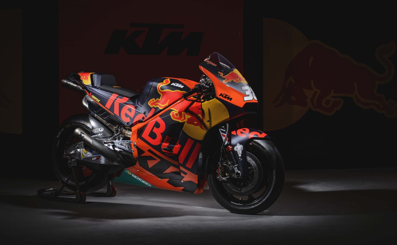 2017-KTM-RC16-Team-Launch-03