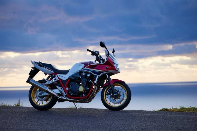 New Honda CB1300 Super Four และ New Honda CB1300 Super Four BOLD’OR