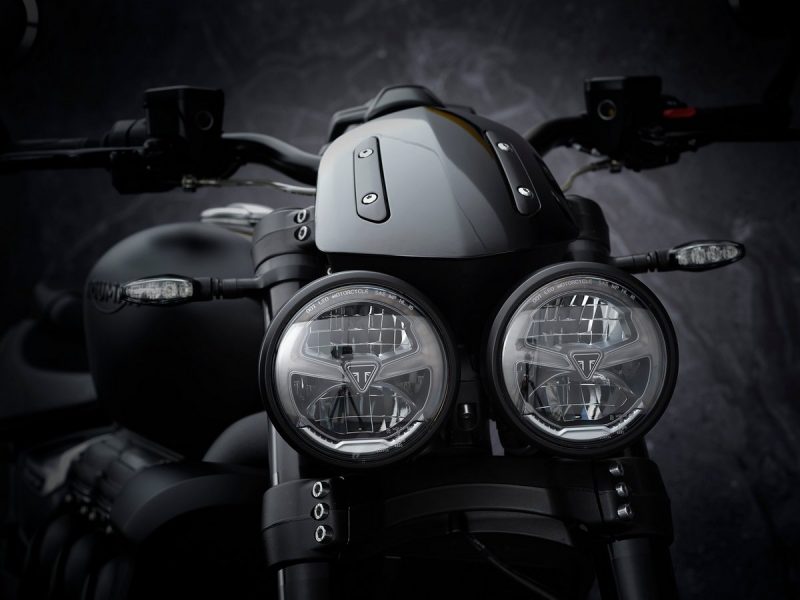 เปิดตัว Rocket 3 R Black